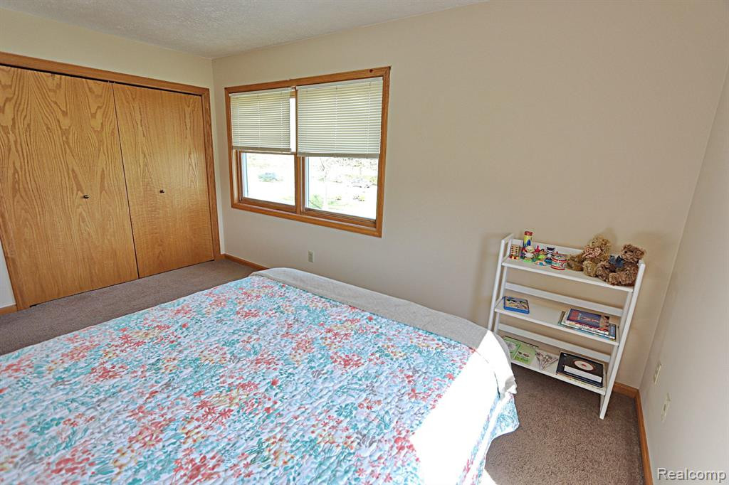 4860 BELL OAK Road, Webberville, MI 48892 — Photo 36
