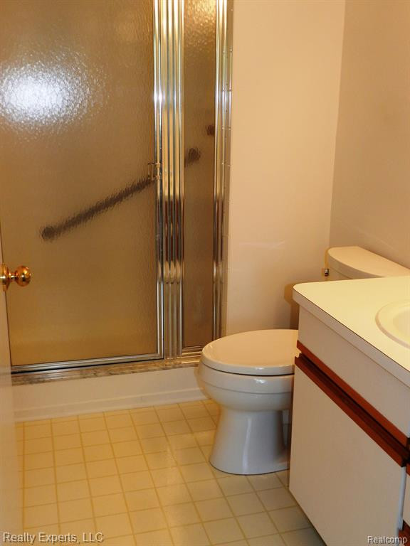 36616 DEERHURST N, Westland, MI — Photo 8