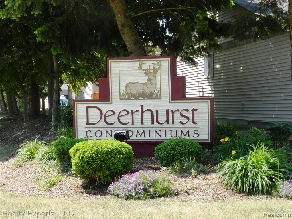 36616 DEERHURST N, Westland, MI — Photo 21