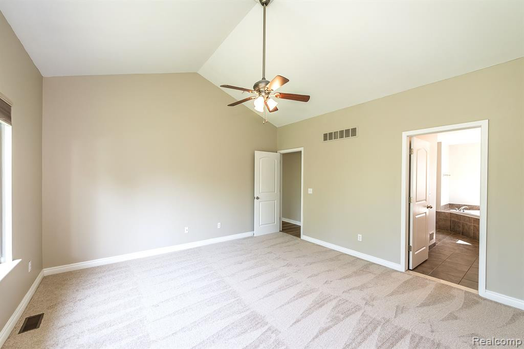 54110 West Court, South Lyon, MI 48178 — Photo 14
