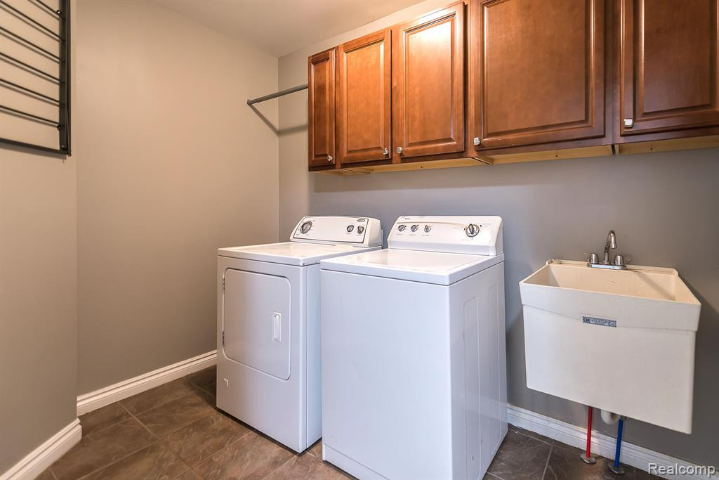 54110 West Court, South Lyon, MI 48178 — Photo 19