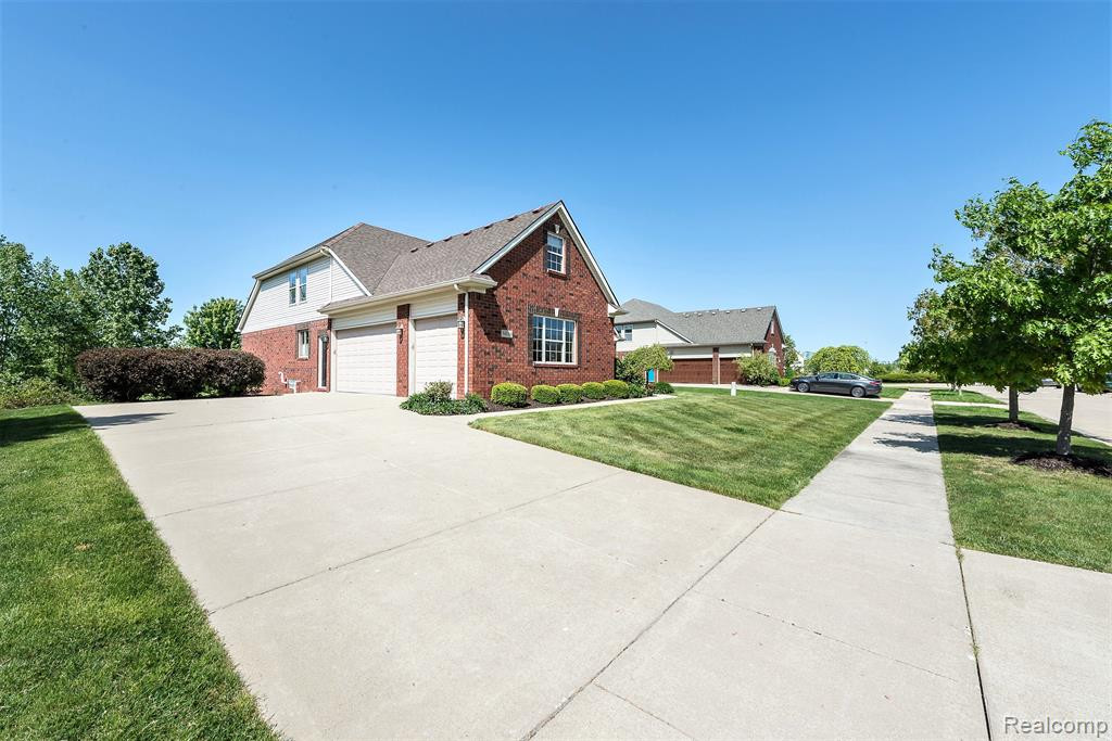 54110 West Court, South Lyon, MI 48178 — Photo 32