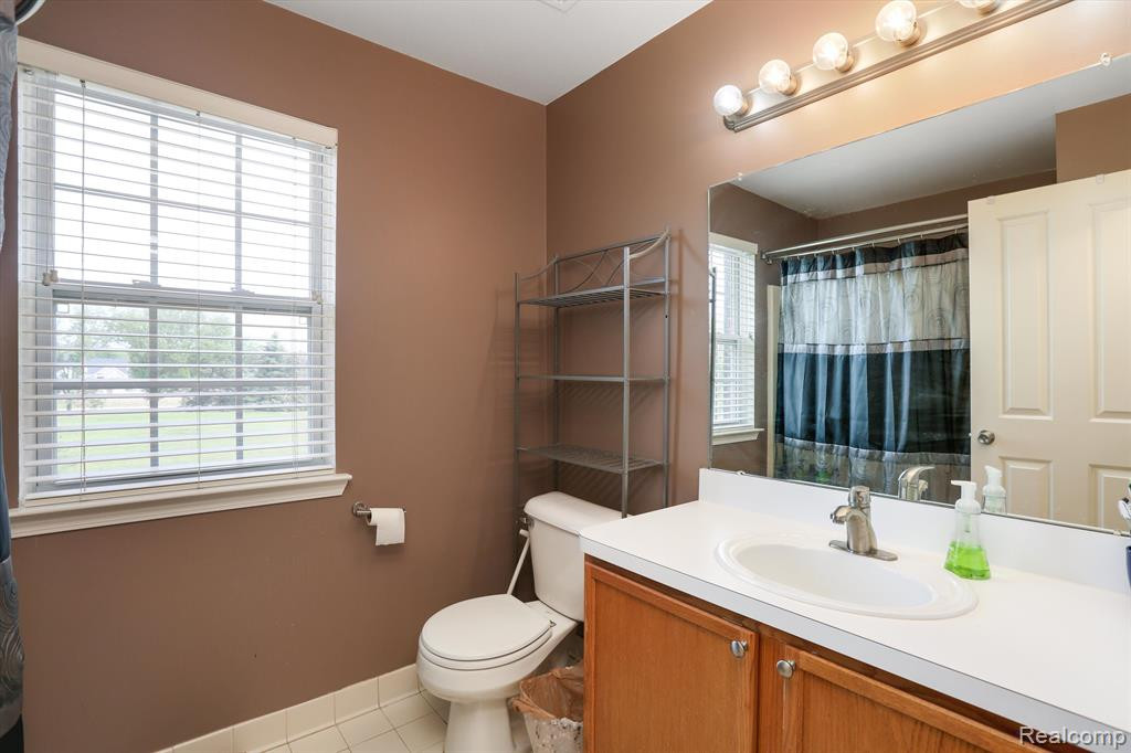 3881 BERKELEY Avenue, Canton, MI 48188 — Photo 11