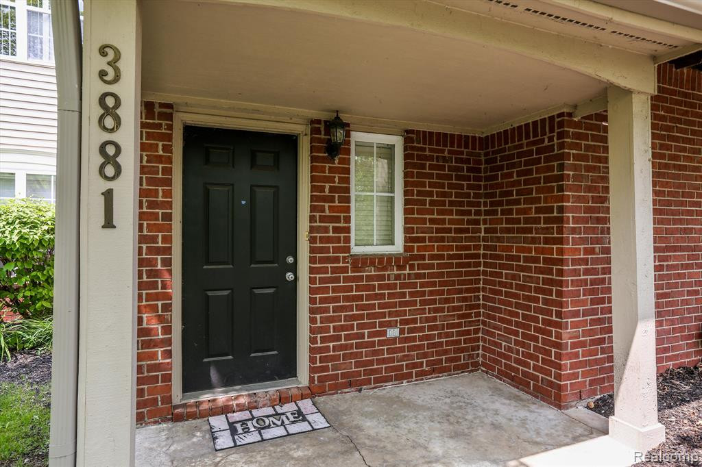 3881 BERKELEY Avenue, Canton, MI 48188 — Photo 23