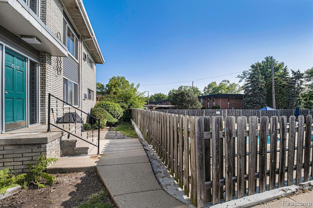 4910 BRIARWOOD Avenue, A2, Royal Oak, MI 48073 — Photo 19