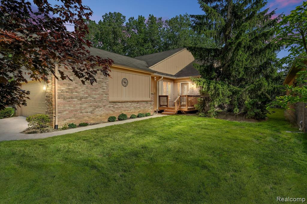 21635 RIVER RIDGE Trail, Farmington Hills, MI 48335 — front exterior