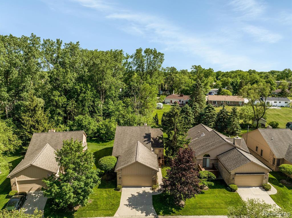 21635 RIVER RIDGE Trail, Farmington Hills, MI 48335 — Photo 3