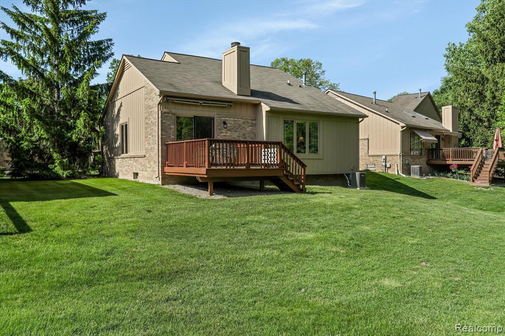 21635 RIVER RIDGE Trail, Farmington Hills, MI 48335 — Photo 32