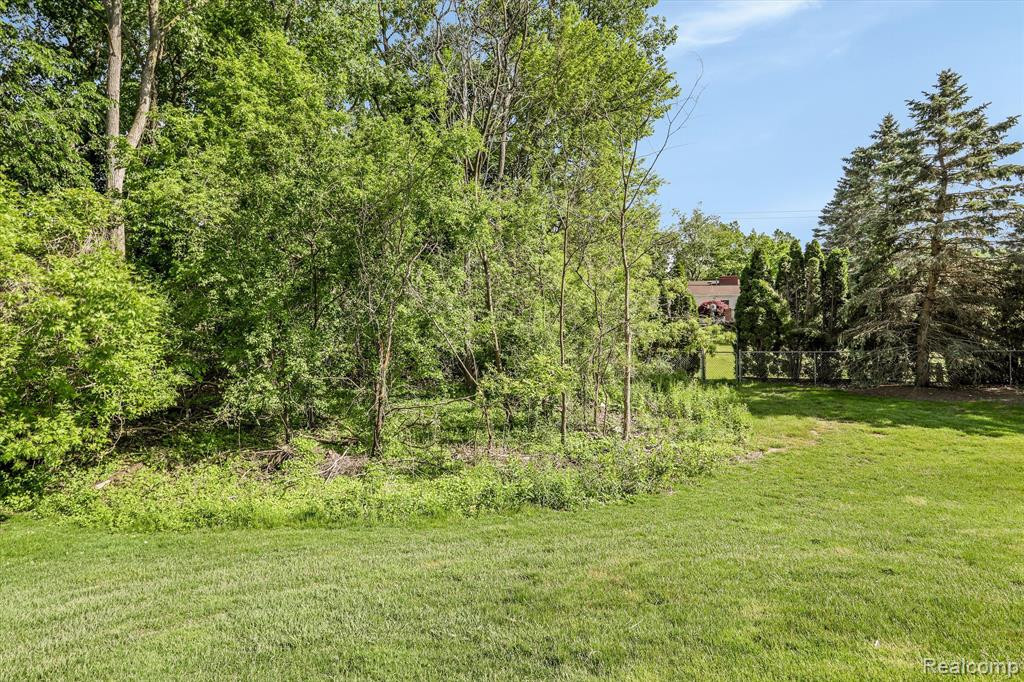 21635 RIVER RIDGE Trail, Farmington Hills, MI 48335 — Photo 33
