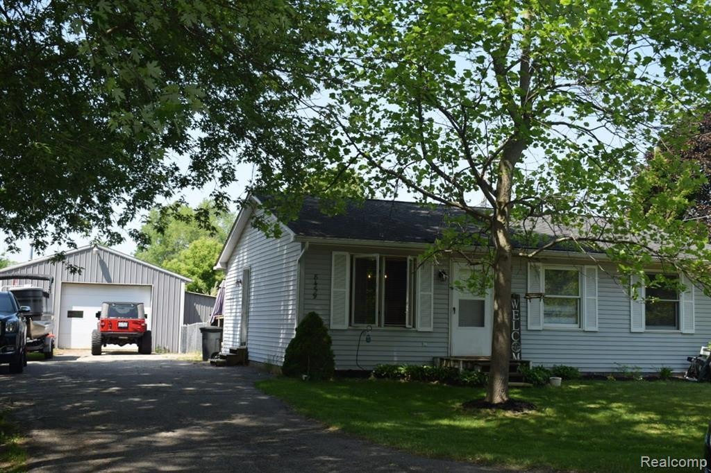 8459 HURON RIVER Drive, Dexter, MI 48130 — Photo 5