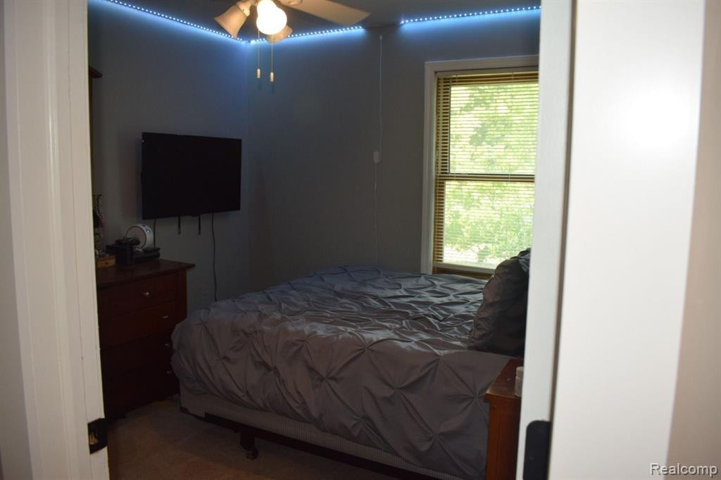 8459 HURON RIVER Drive, Dexter, MI 48130 — Photo 15