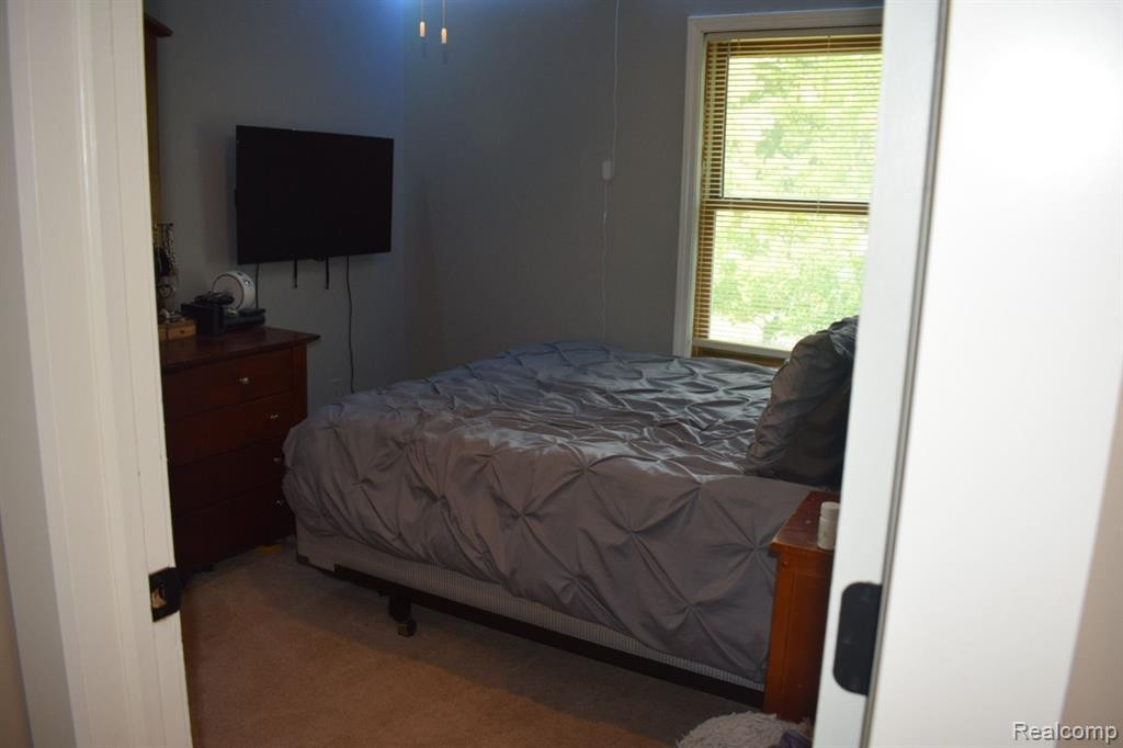 8459 HURON RIVER Drive, Dexter, MI 48130 — Photo 16