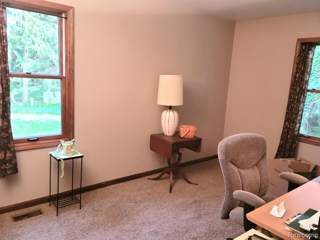 5597 PINE VIEW Drive, Ypsilanti, MI 48197 — Photo 26