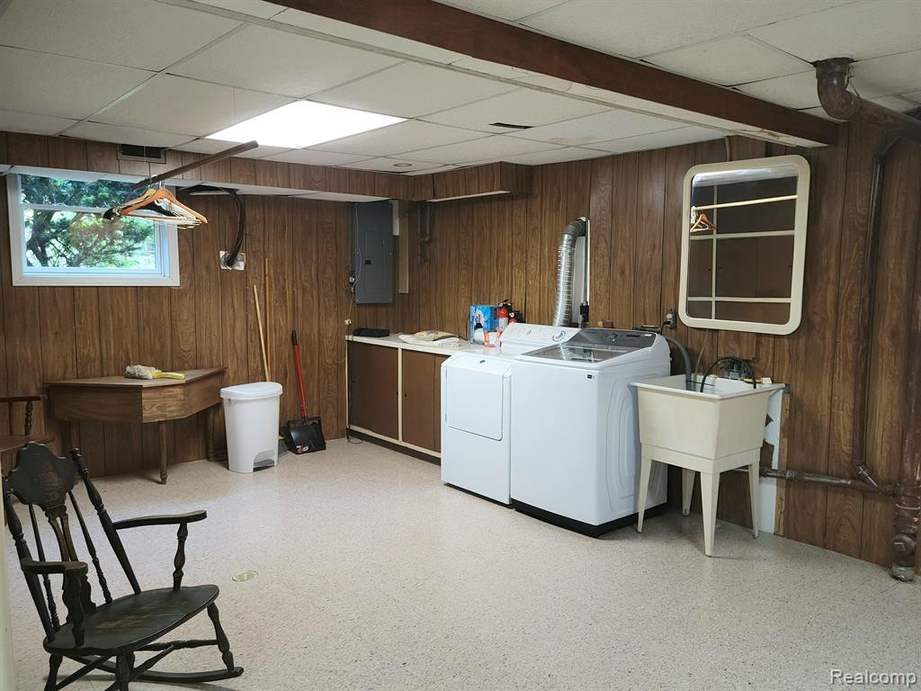 5597 PINE VIEW Drive, Ypsilanti, MI 48197 — Photo 28