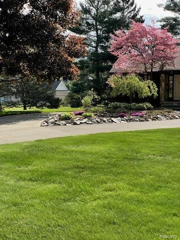 5597 PINE VIEW Drive, Ypsilanti, MI 48197 — Photo 38