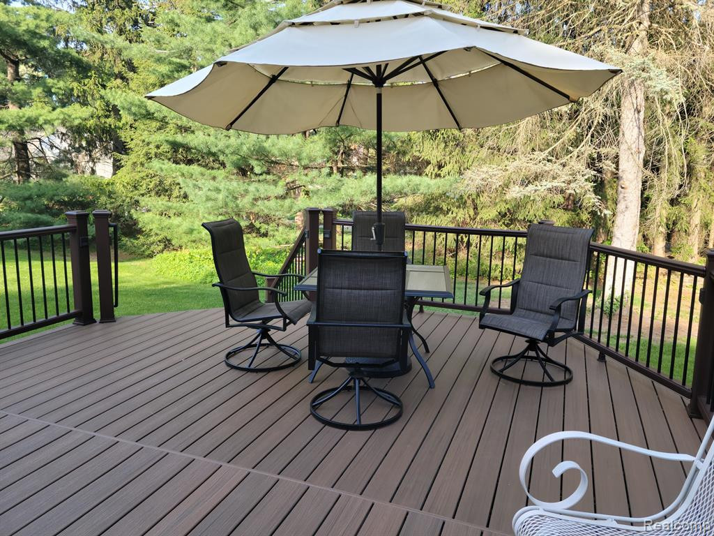 5597 PINE VIEW Drive, Ypsilanti, MI 48197 — Photo 40