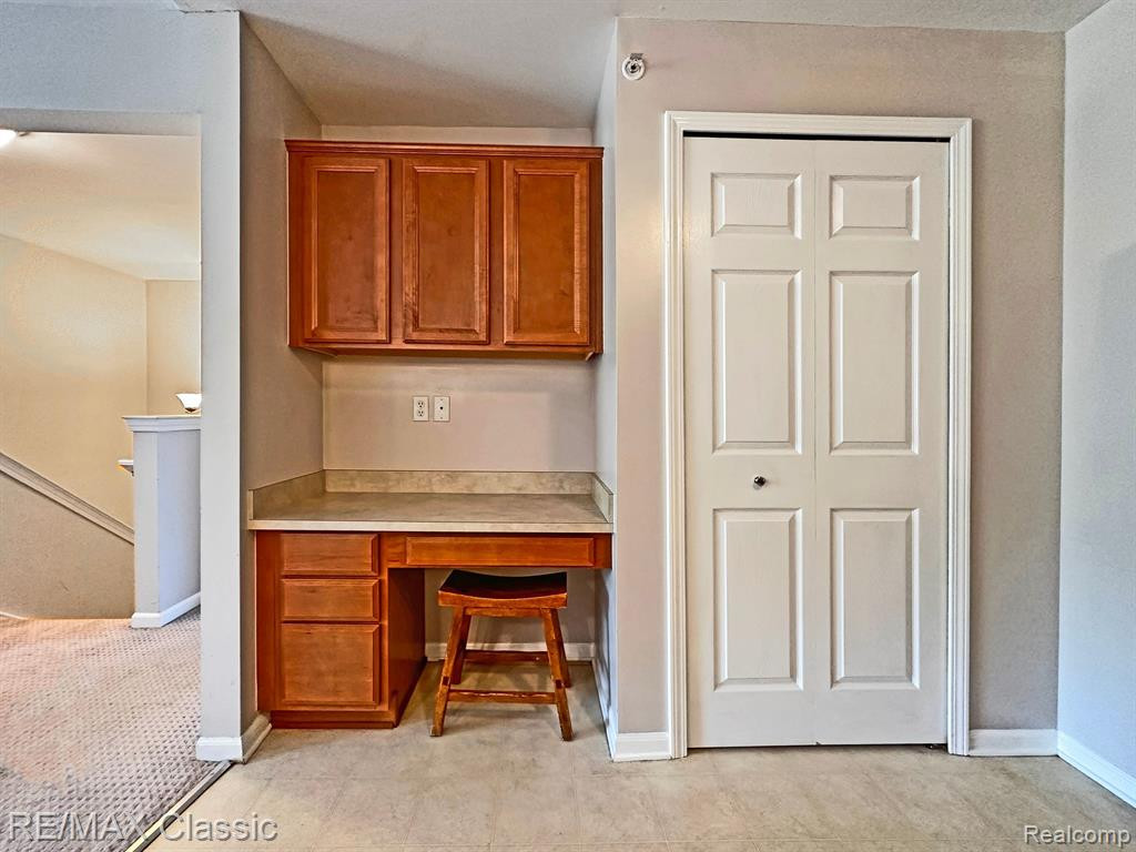 30201 CHANTEL Drive, Commerce Twp, MI 48390 — Photo 13