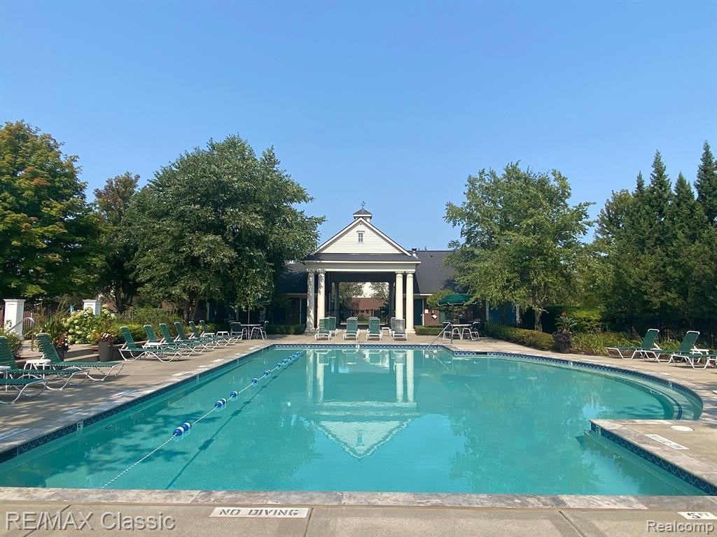 30201 CHANTEL Drive, Commerce Twp, MI 48390 — Photo 35