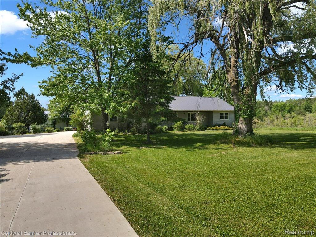 7990 DEANVILLE Road, Brown, MI 48416 — Photo 38
