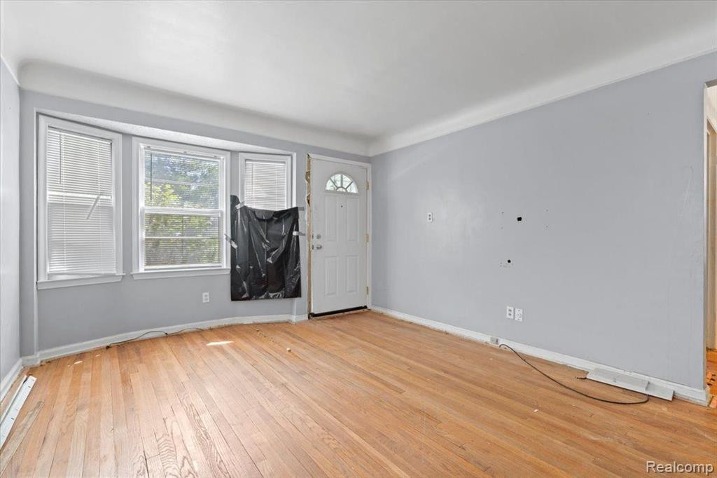7419 CLAYBURN Street, Detroit, MI 48228 — Photo 3