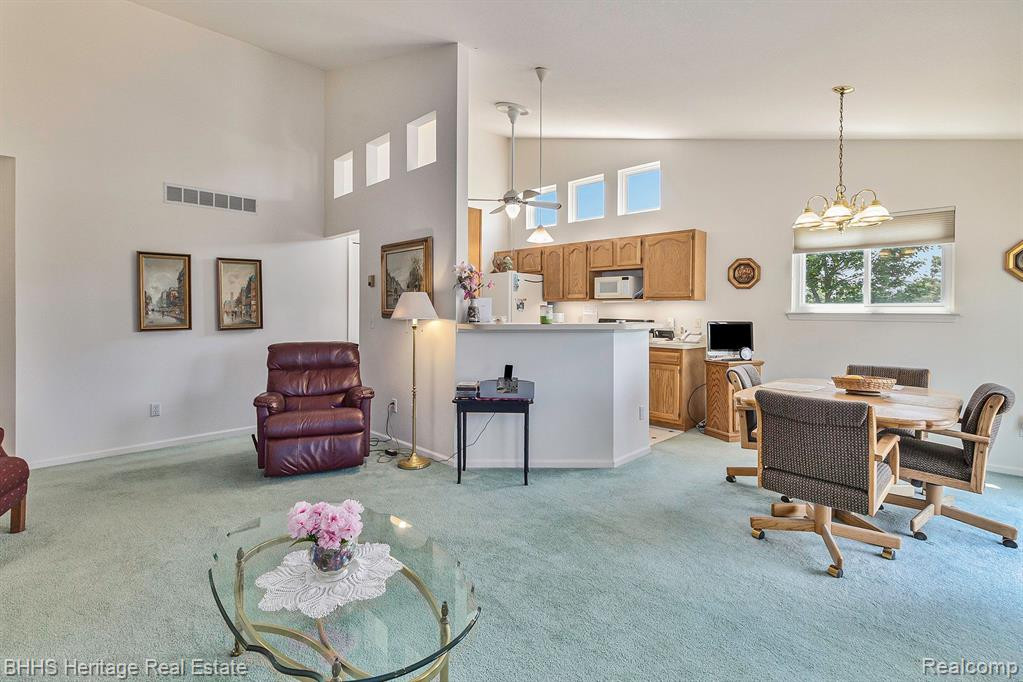 498 LILLY VIEW Court, Howell, MI 48843 — Photo 5