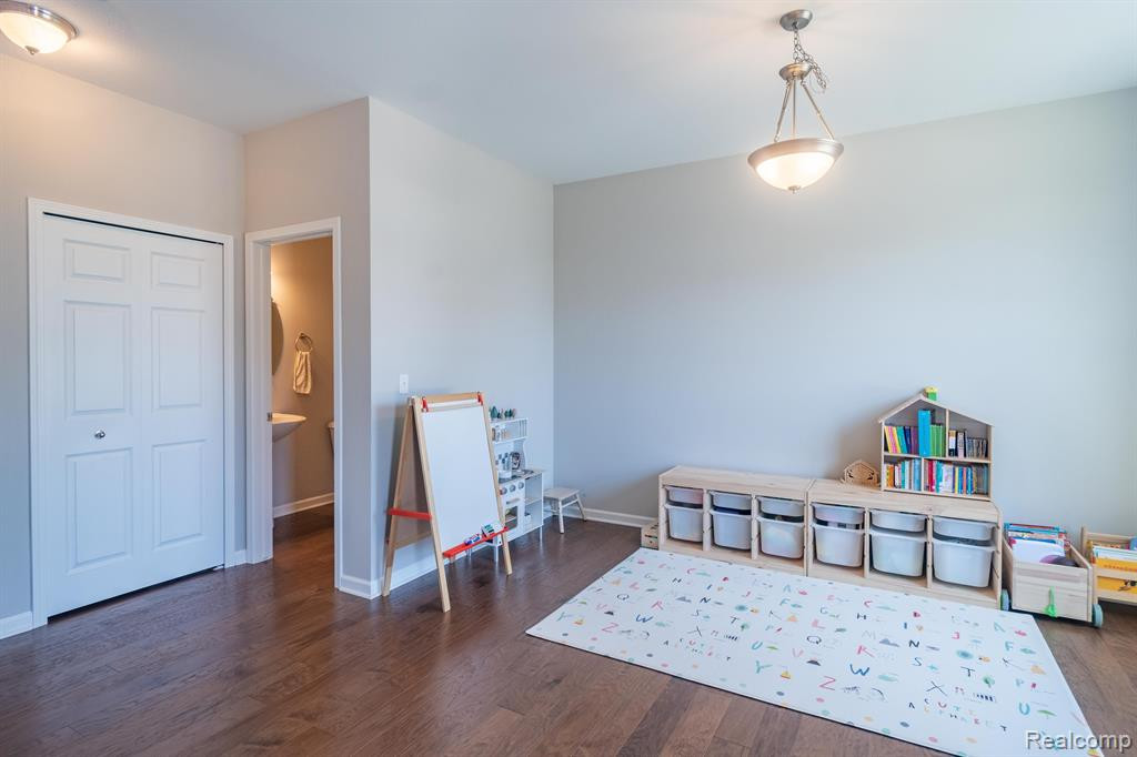 4711 PAULINA Drive, Ypsilanti, MI 48197 — Photo 9