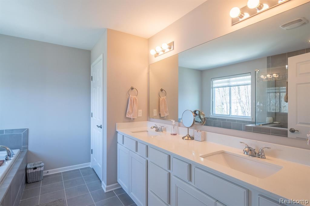 4711 PAULINA Drive, Ypsilanti, MI 48197 — Photo 29