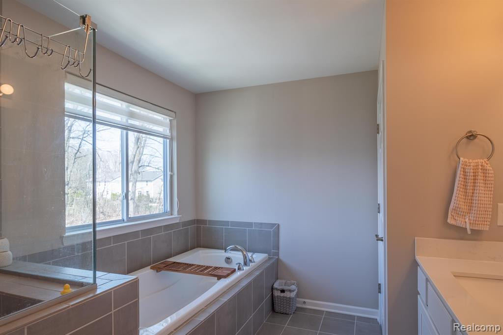 4711 PAULINA Drive, Ypsilanti, MI 48197 — Photo 30