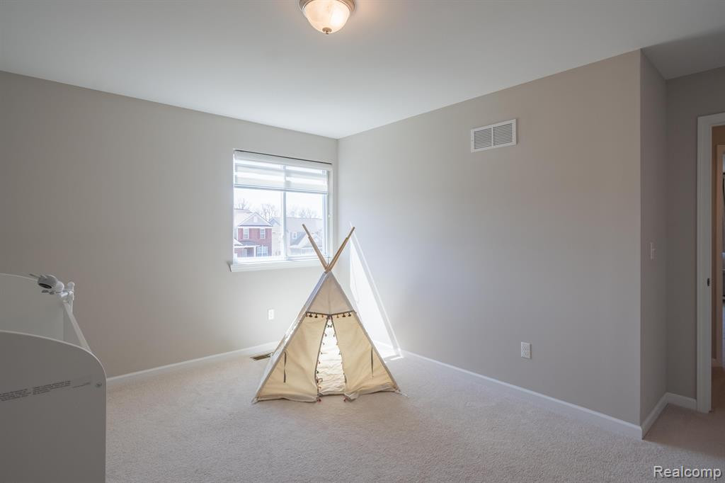 4711 PAULINA Drive, Ypsilanti, MI 48197 — Photo 33