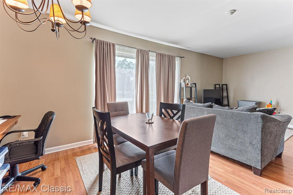 2059 W FRANKLIN Drive, Canton, MI 48187 — Photo 5
