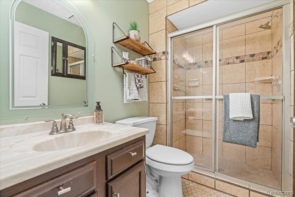 906 RIDGE, 124, Brighton, MI 48116 — Photo 13