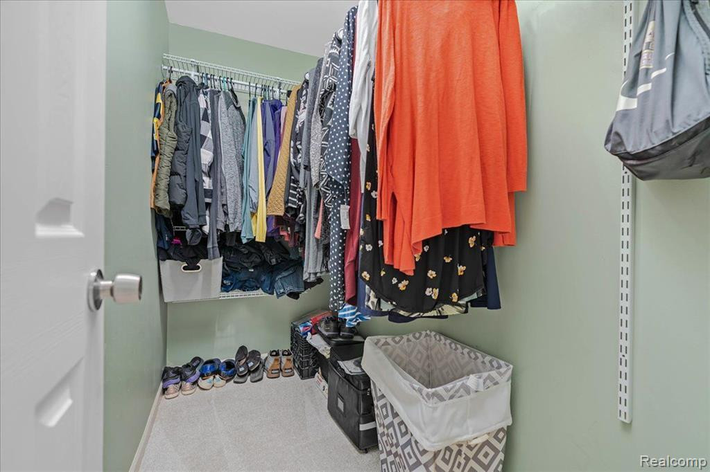 906 RIDGE, 124, Brighton, MI 48116 — Photo 15