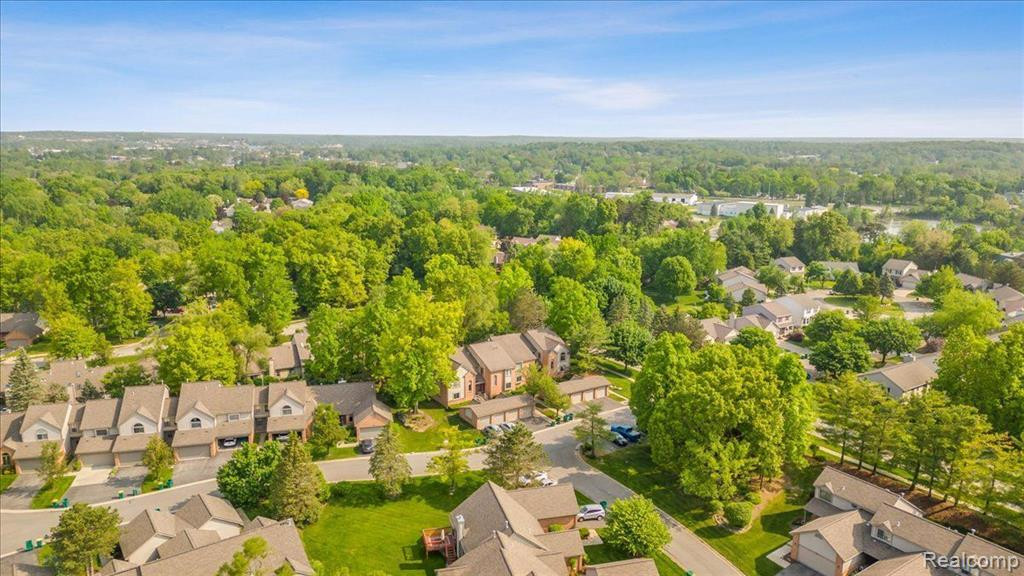 906 RIDGE, 124, Brighton, MI 48116 — Photo 23