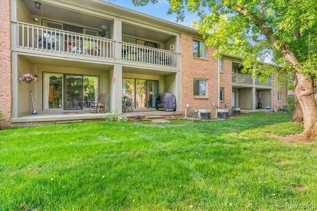 906 RIDGE, 124, Brighton, MI 48116 — Photo 27
