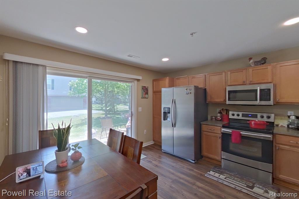 28323 CARLTON WAY Drive, 34, Novi, MI 48377 — Photo 11