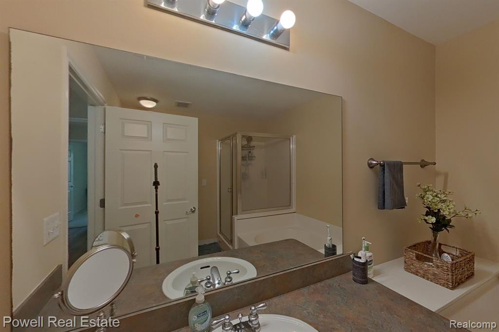 28323 CARLTON WAY Drive, 34, Novi, MI 48377 — Photo 21