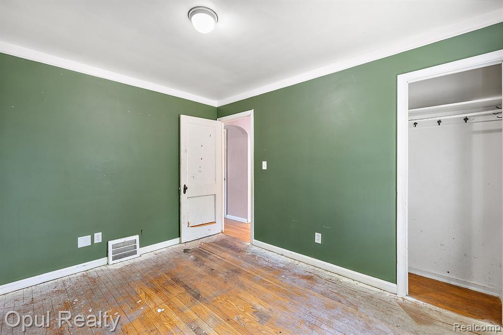 953 NEW YORK Avenue, Lincoln Park, MI 48146 — Photo 10