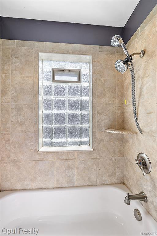 953 NEW YORK Avenue, Lincoln Park, MI 48146 — Photo 14
