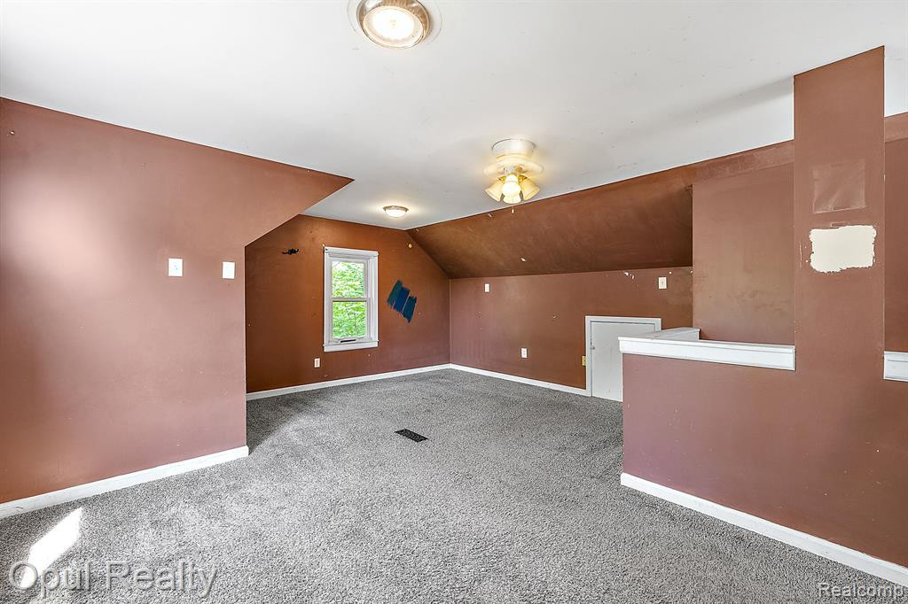 953 NEW YORK Avenue, Lincoln Park, MI 48146 — Photo 16