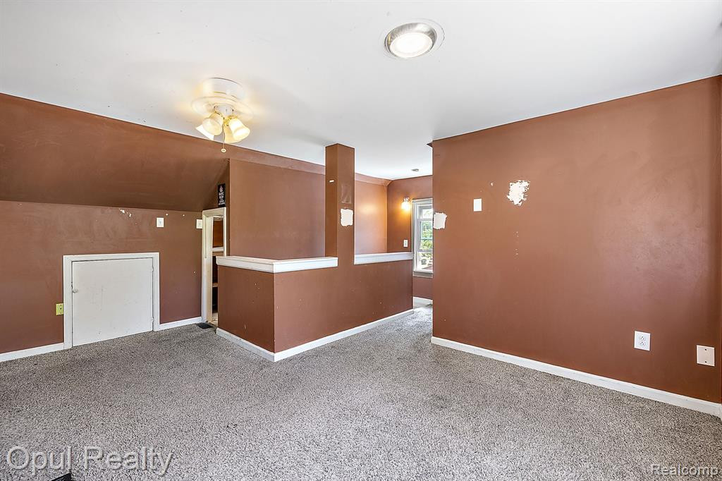 953 NEW YORK Avenue, Lincoln Park, MI 48146 — Photo 17