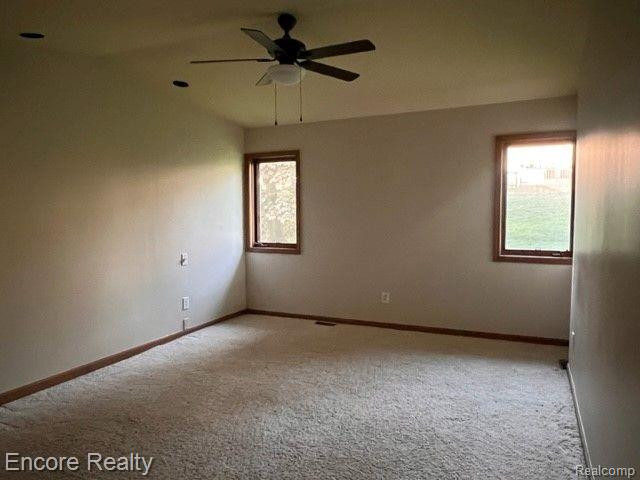 35325 HILLSIDE Drive, Farmington Hills, MI 48335 — Photo 14