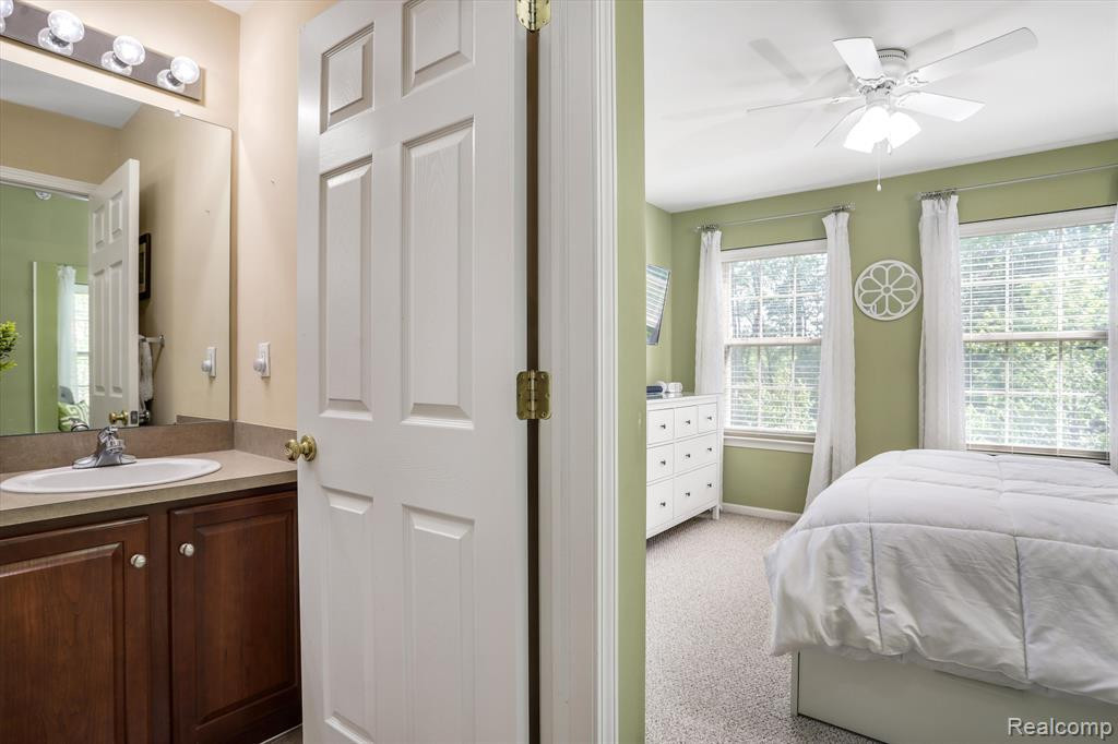 39790 ROCKCREST Circle, Northville, MI 48168 — Photo 17