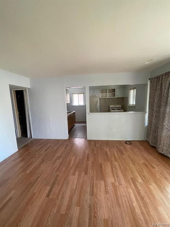 6444 AUBURN Street, Detroit, MI 48228 — Photo 21