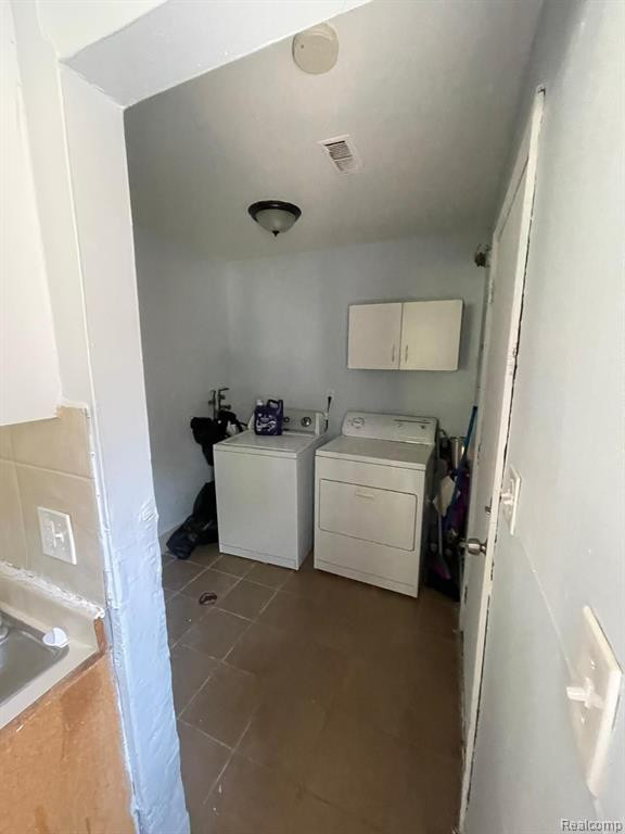 6444 AUBURN Street, Detroit, MI 48228 — Photo 36