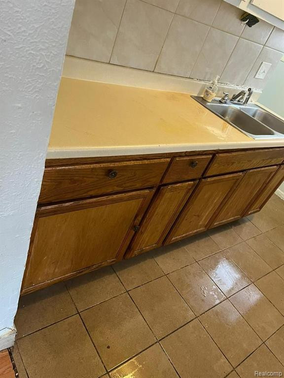 6444 AUBURN Street, Detroit, MI 48228 — Photo 38