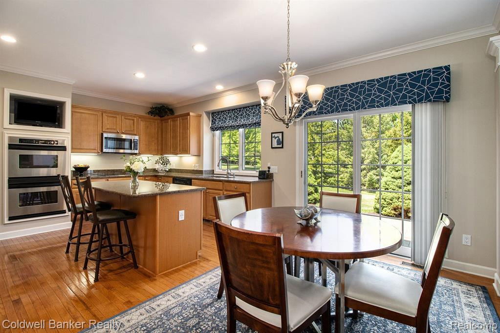 18007 STONEBROOK Drive, Northville, MI 48168 — Photo 19