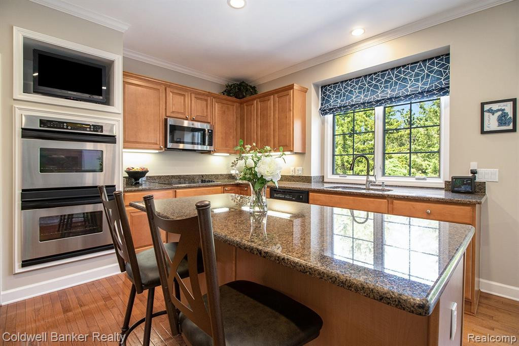 18007 STONEBROOK Drive, Northville, MI 48168 — Photo 21