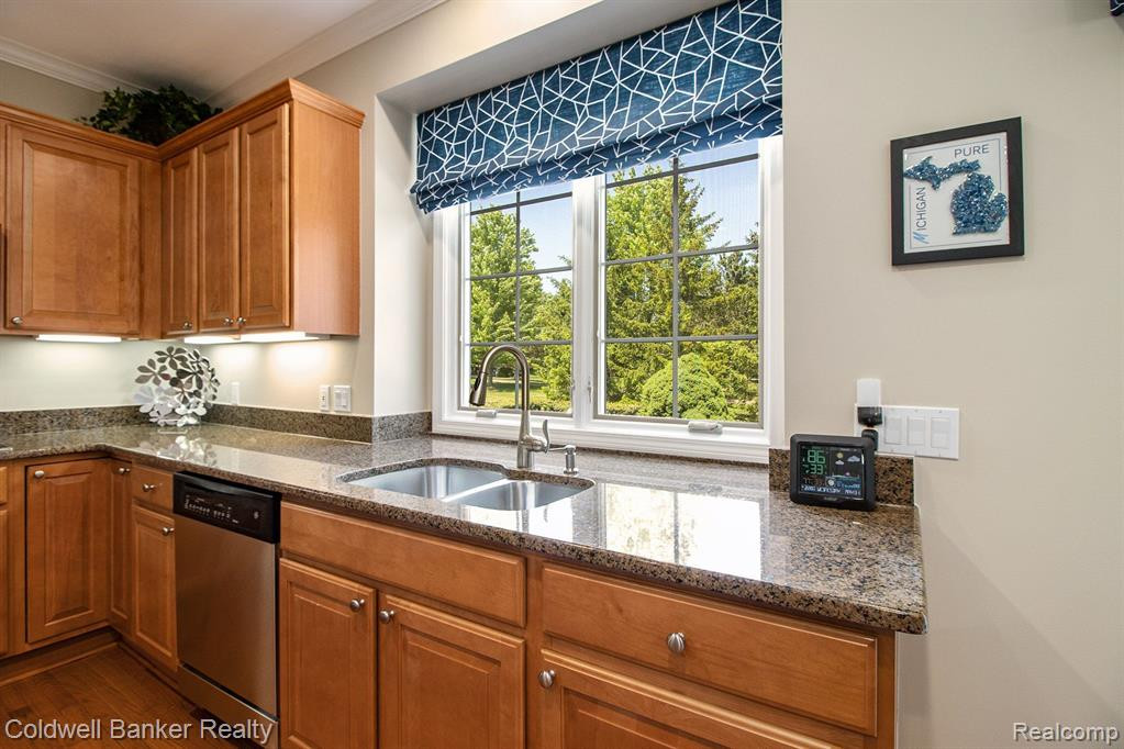 18007 STONEBROOK Drive, Northville, MI 48168 — Photo 23