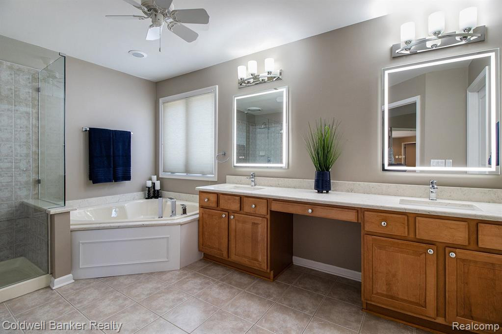 18007 STONEBROOK Drive, Northville, MI 48168 — Photo 31