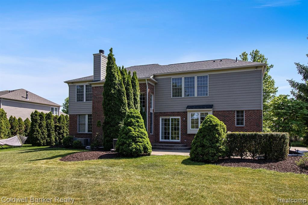 18007 STONEBROOK Drive, Northville, MI 48168 — Photo 45